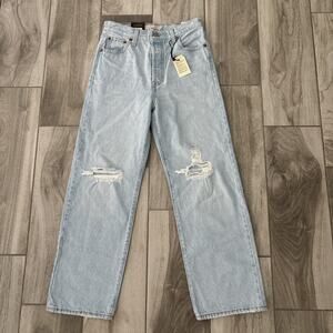 Levi's Women's Ribcage Straight Ankle Jeans Size 26/27 Light Wash Button-Fly NWT